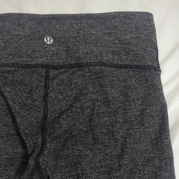 Lululemon Wunder Under Low-Rise Tight *28", Color Heathered Herringbone Size 6 - Picture 13 of 16